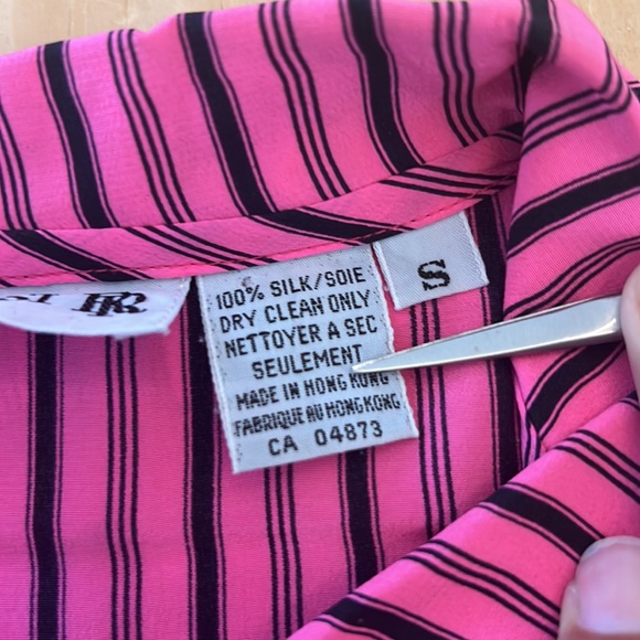 Vintage 80s Rino Rossi Barbie Hot Pink & Black Pinstripe Silk Blouse, Bow Tie - Picture 9 of 10